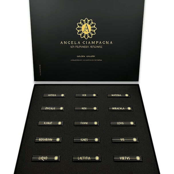 Angela Ciampagna Golden Gallery atradimų rinkinys